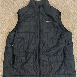 Patagonia Black Mens nano puff vest in XL
